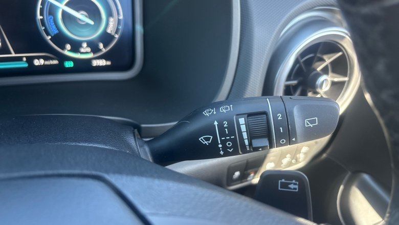 Hyundai KONA 100kW SE Connect 39kWh 5dr Auto Electric Hatchback